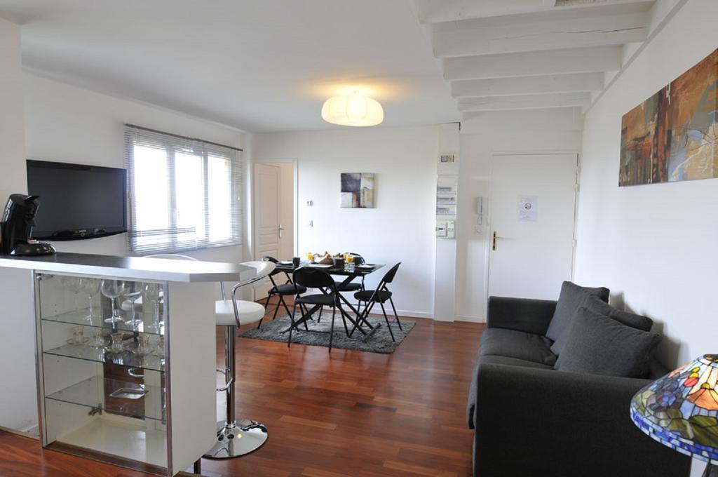 Creativ Appart Saint-Cyr-l'Ecole Luaran gambar