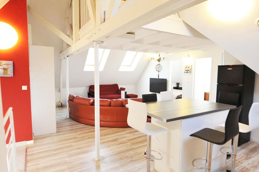 Creativ Appart Saint-Cyr-l'Ecole Luaran gambar